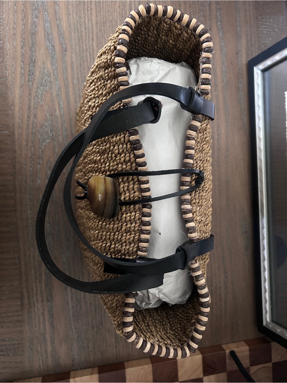 Vintage- Sea Grass Basket Bag with Black Leather Handles + Shell Closure - Picture 8 of 11